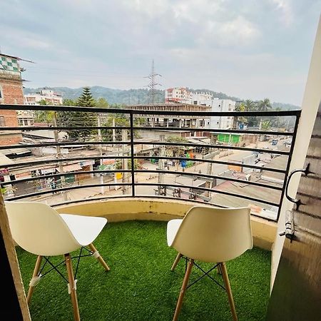 Hk Residency Hotel Guwahati Bagian luar foto